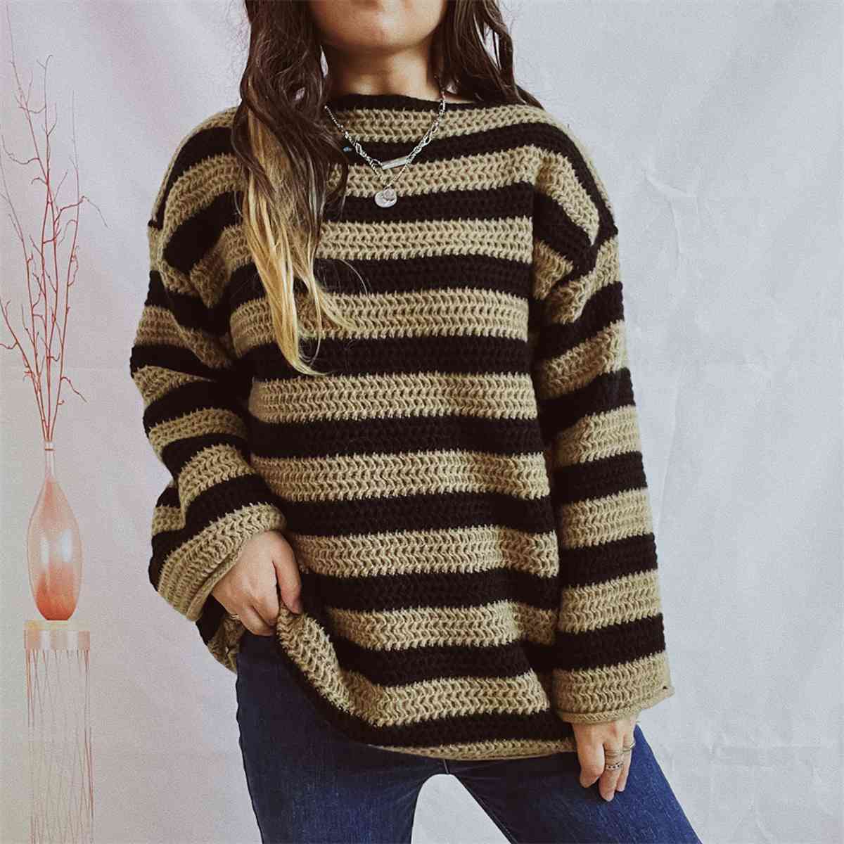 Pull rayé à col rond et manches longues