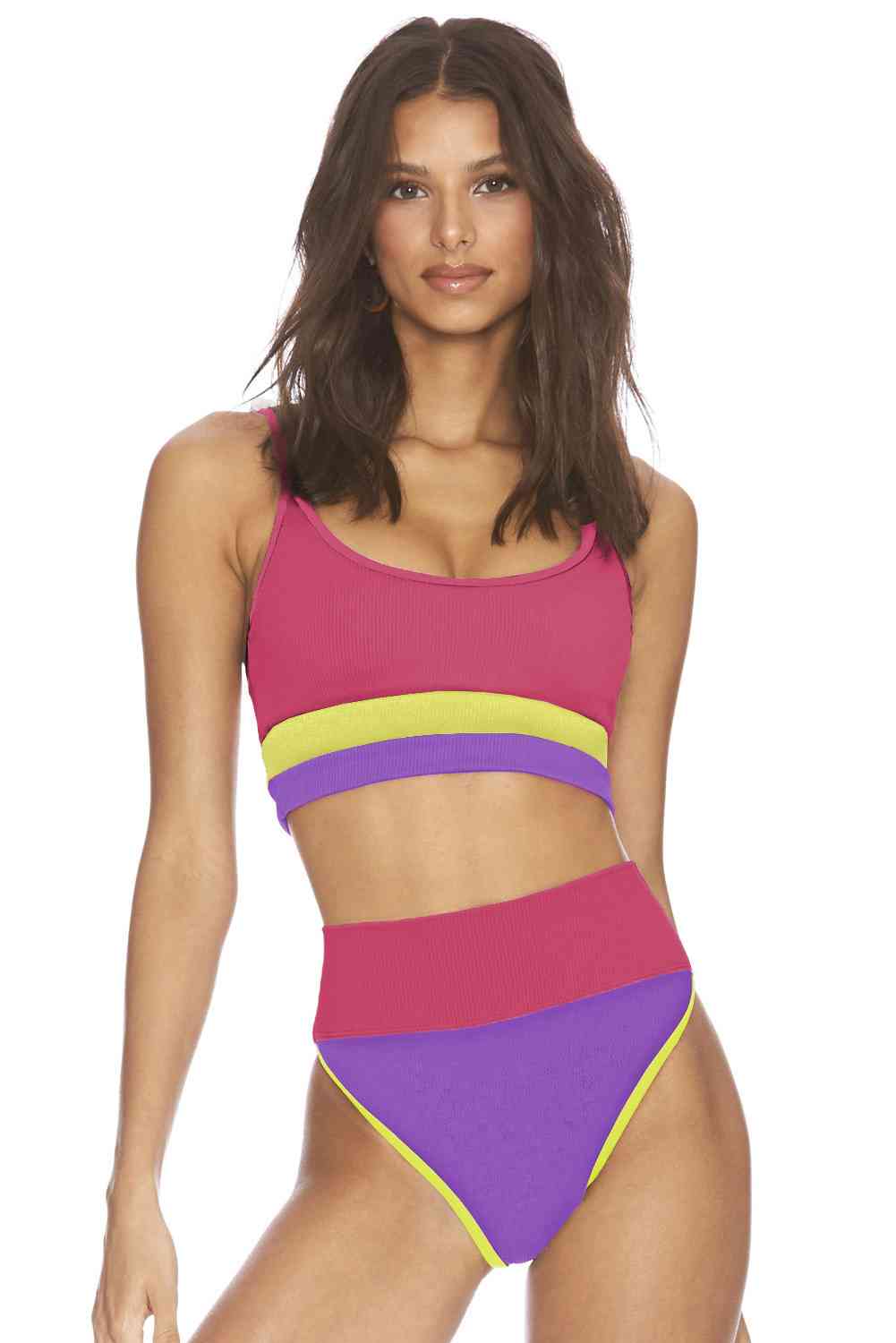 Ensemble de bain deux pièces à bretelles spaghetti et blocs de couleurs