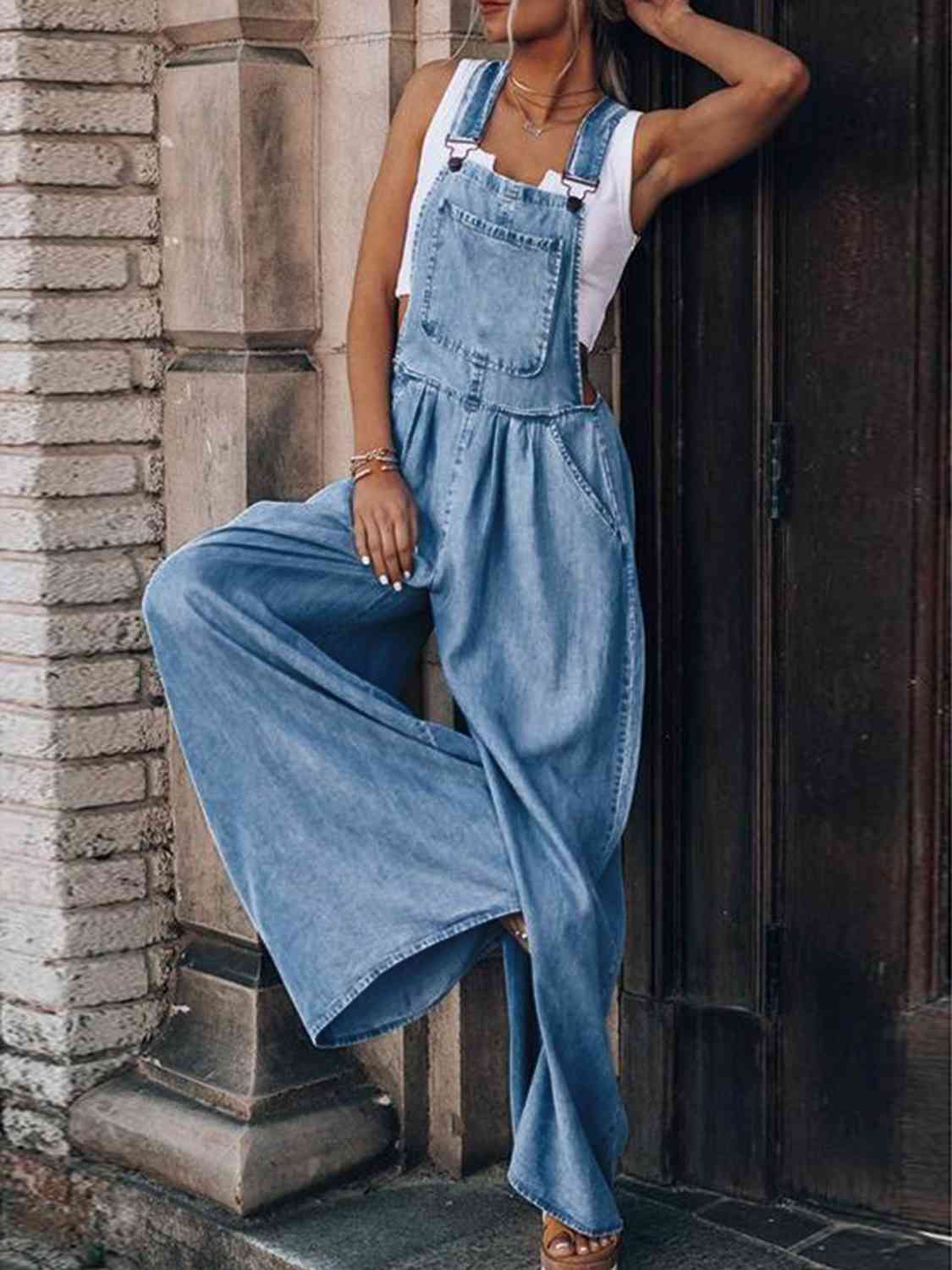 Salopette en jean à jambes larges