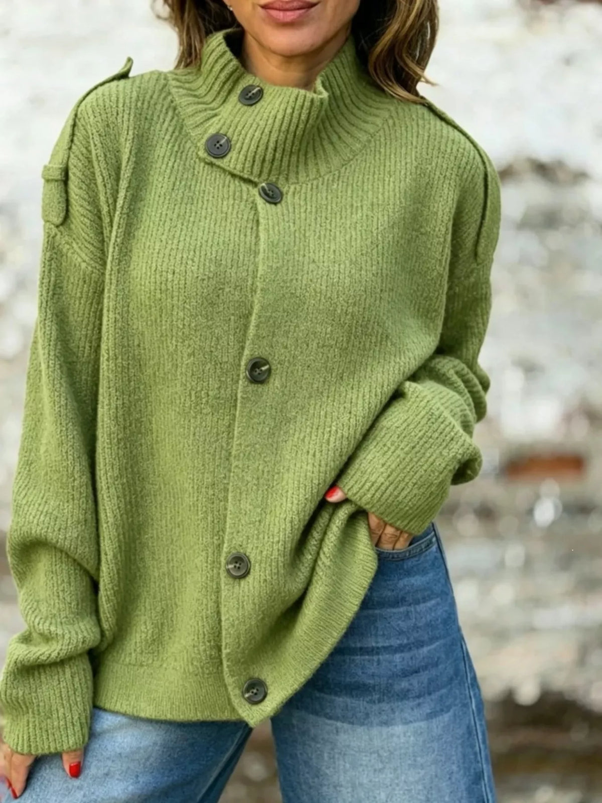 Mock-neck button cardigan – green