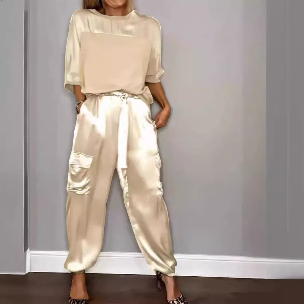 Satin shirt and trouser set – apricot