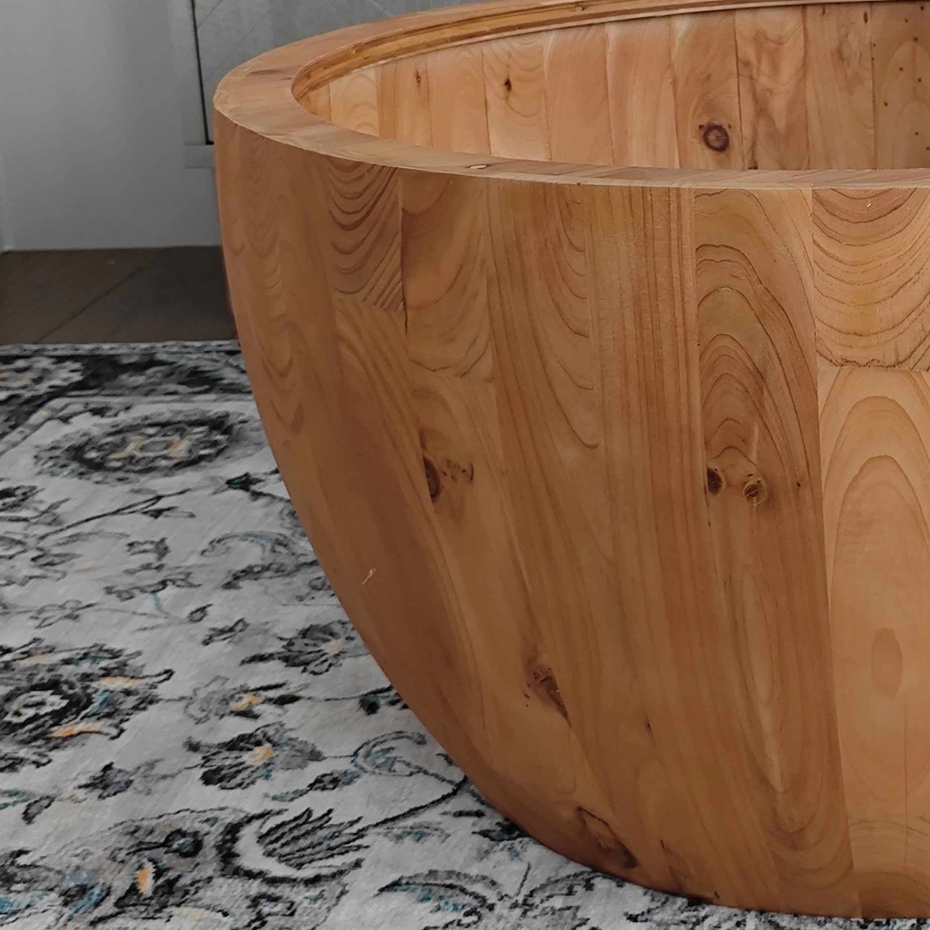 31.50"Vintage Style Bucket Shaped Coffee Table for Office, Dining Room and Living Room