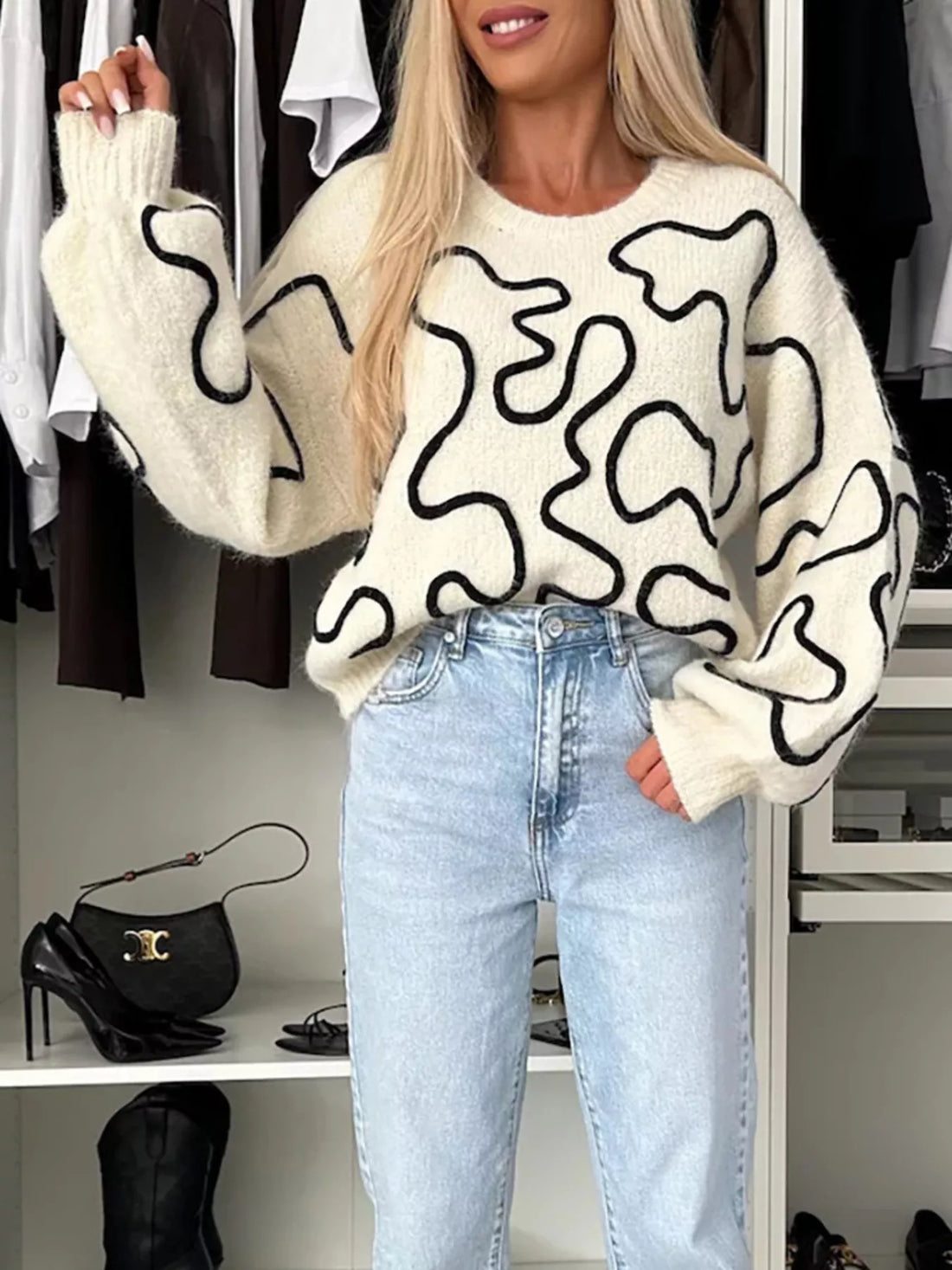 Abstract pattern oversized round neck sweater