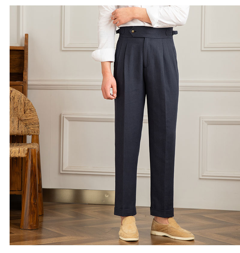 Side-adjuster pleated trousers