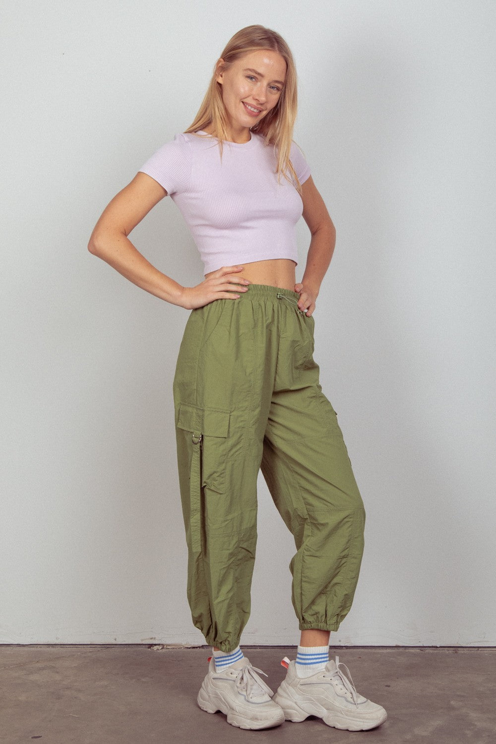 VERY J Elastic Waist Woven Cargo Pants