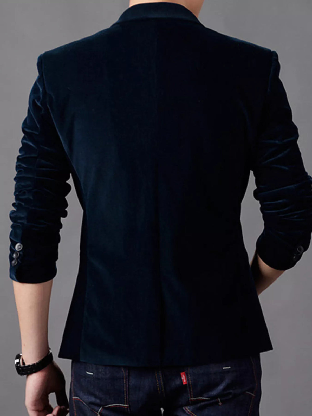 Slim fit velvet blazer