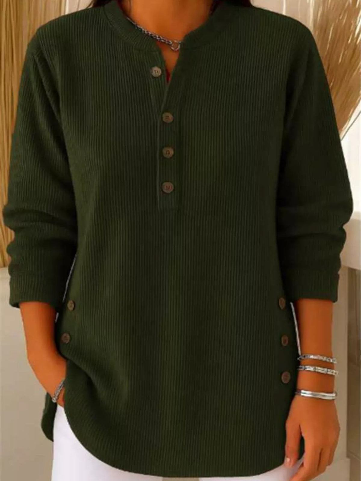 Corduroy button top – green