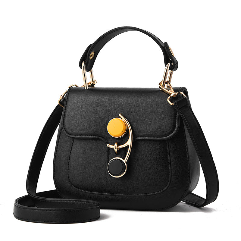 Structured shoulder bag