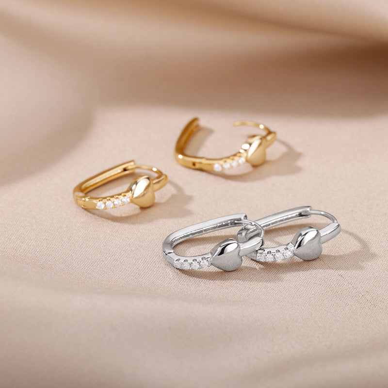 Pavé gold hoop earrings