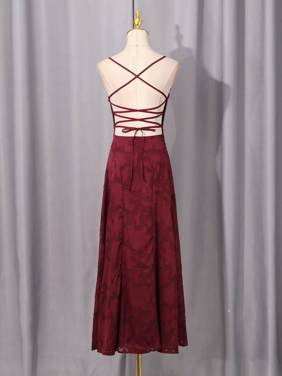 Lace spaghetti strap maxi dress