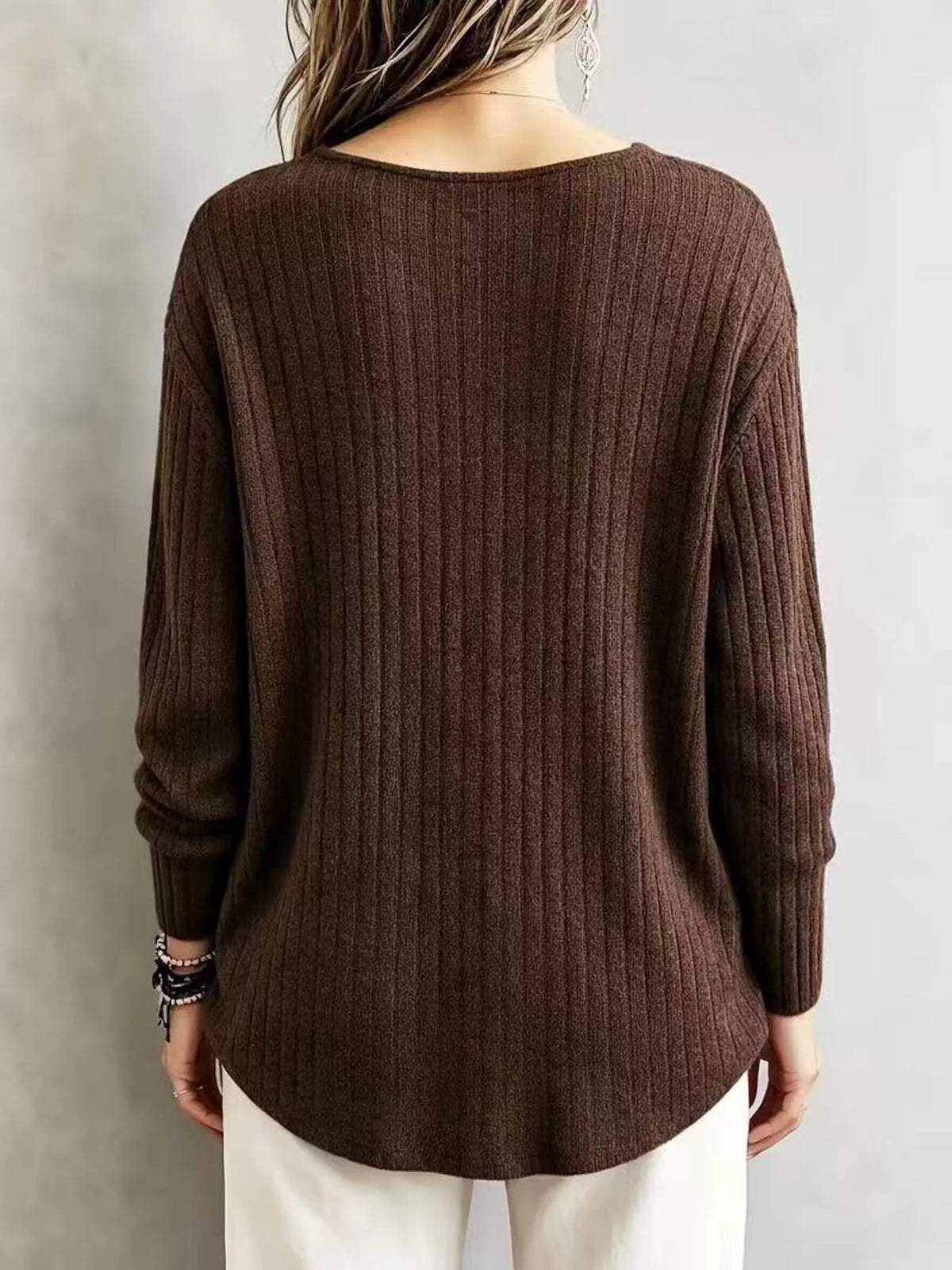 Ribbed V-neck long-sleeve tee