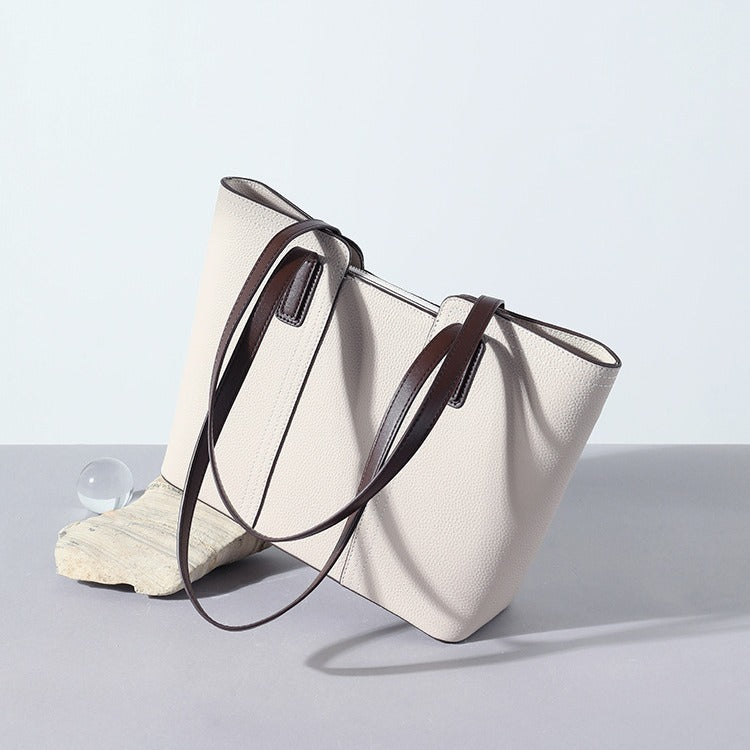 Two-tone commuter tote