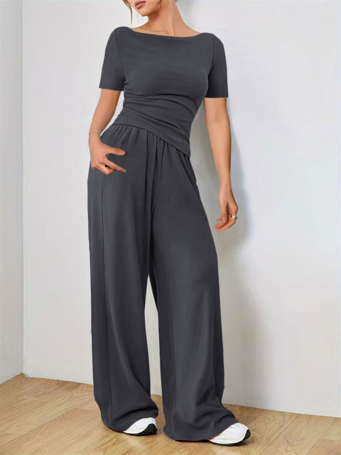 Tee and pants set – dark gray