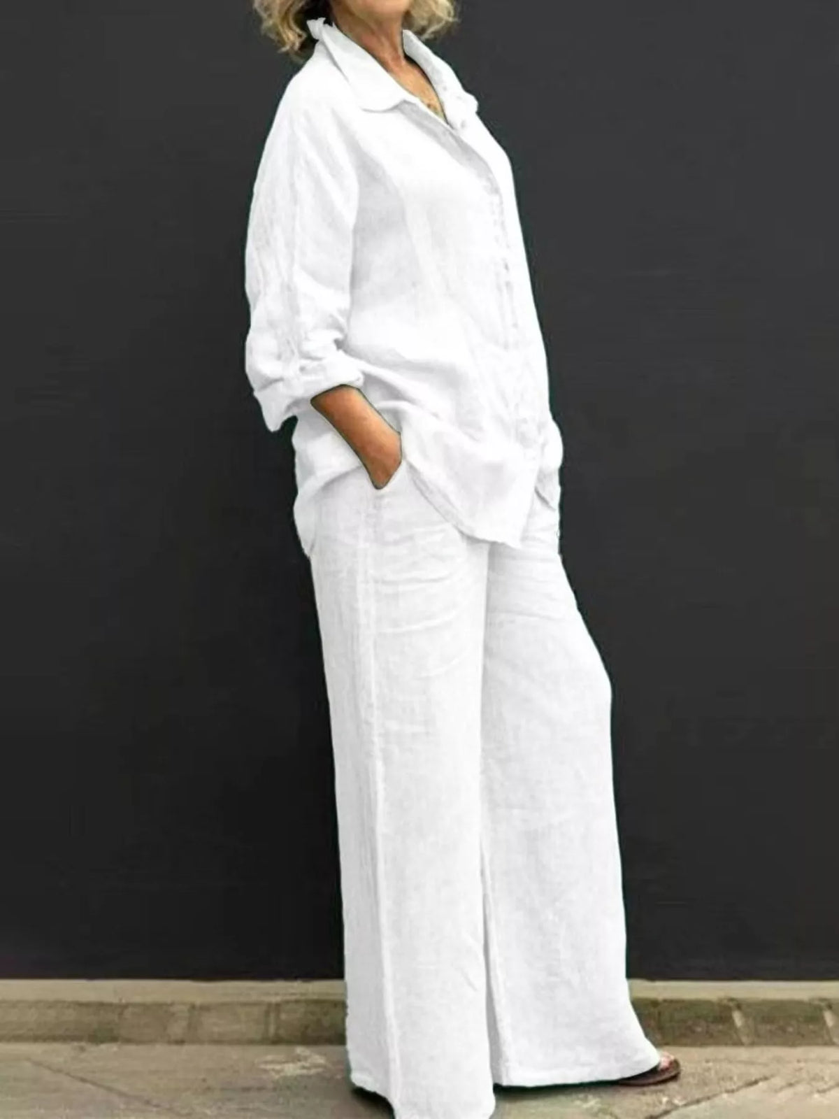 Shirt and pants set – white