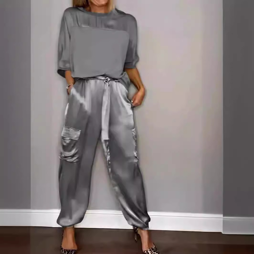Satin shirt and trouser set – gray