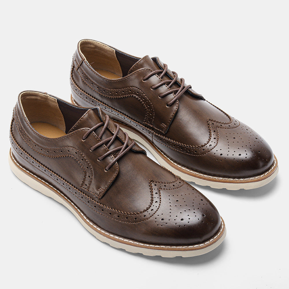 Wingtip brogue shoes, Brown, side