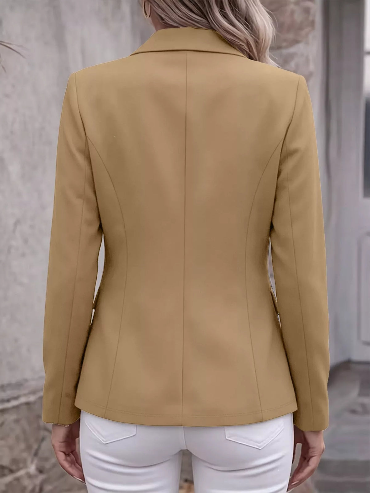 Classic lapel blazer