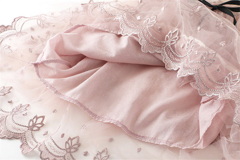 Girls' lace and tulle dress