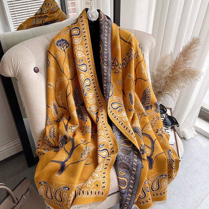 Paisley jacquard scarf