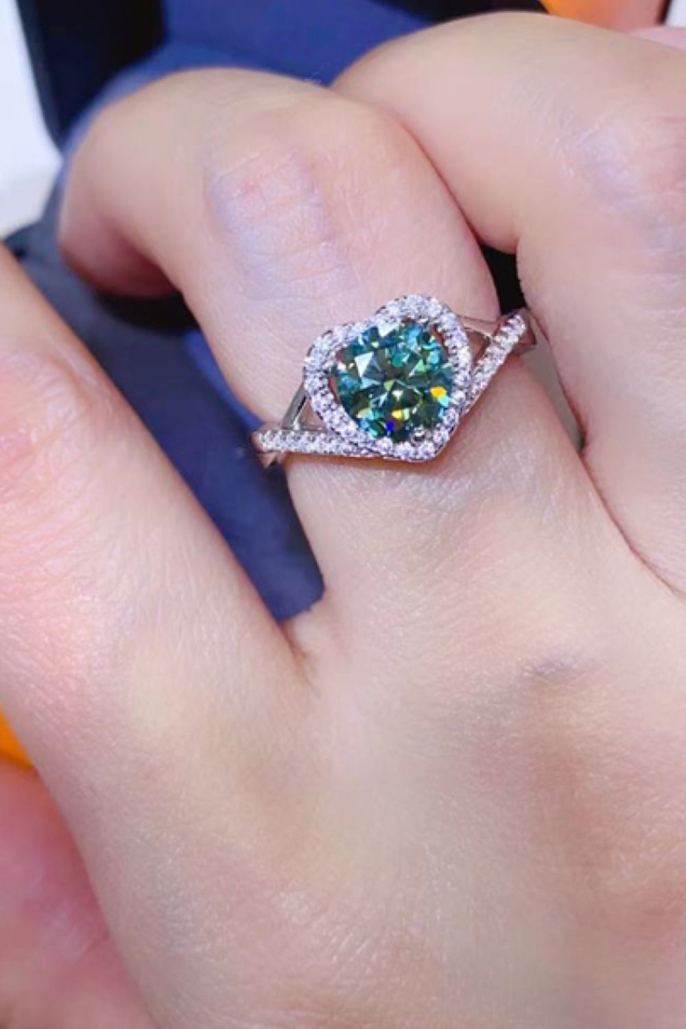 1 ct moissanite heart ring