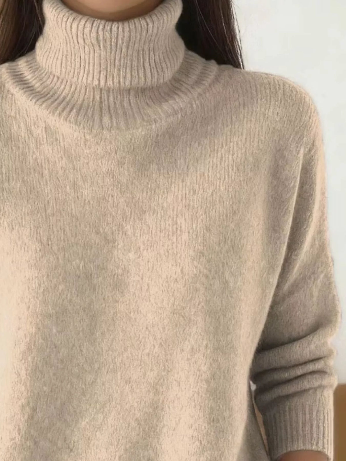 Turtleneck long sleeve sweater