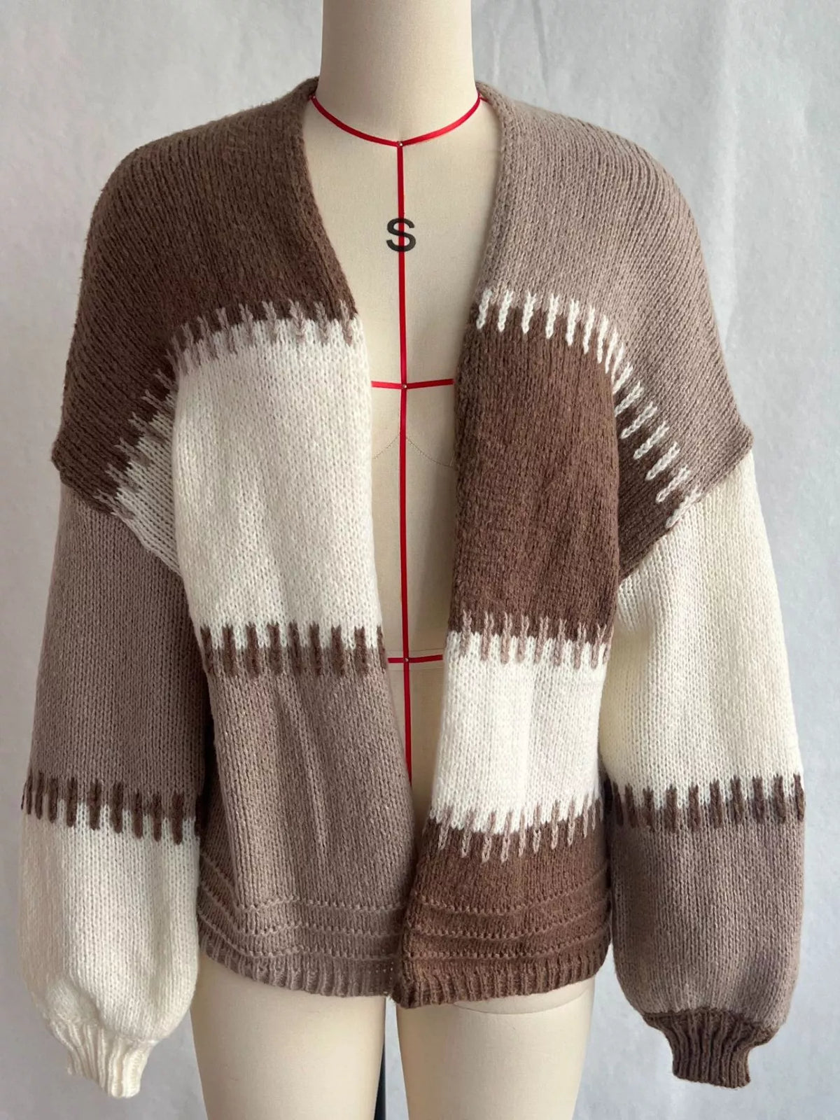 Color block V neck cardigan