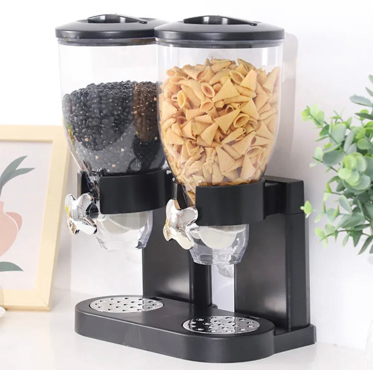 Dry Food Dispenser For Cereal and Nuts