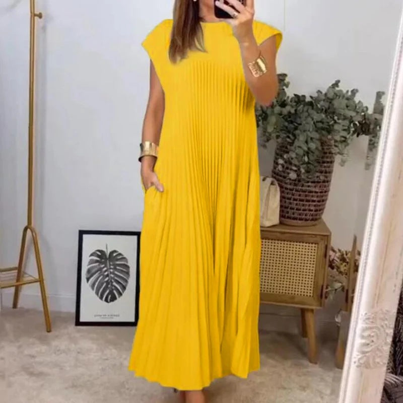 Pleated sleeveless maxi dress – yellow