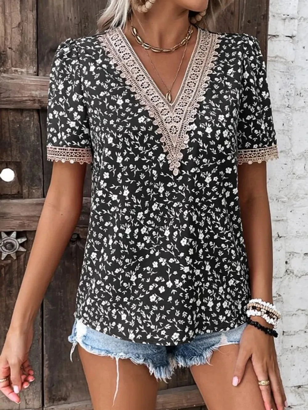 Women's V-neck lace casual solid color shirt