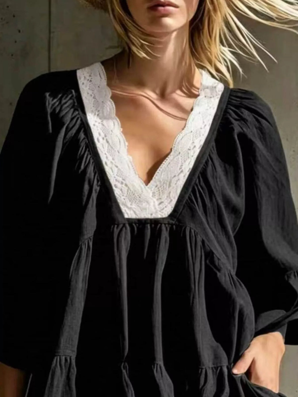 Lace-trim puff-sleeve dress