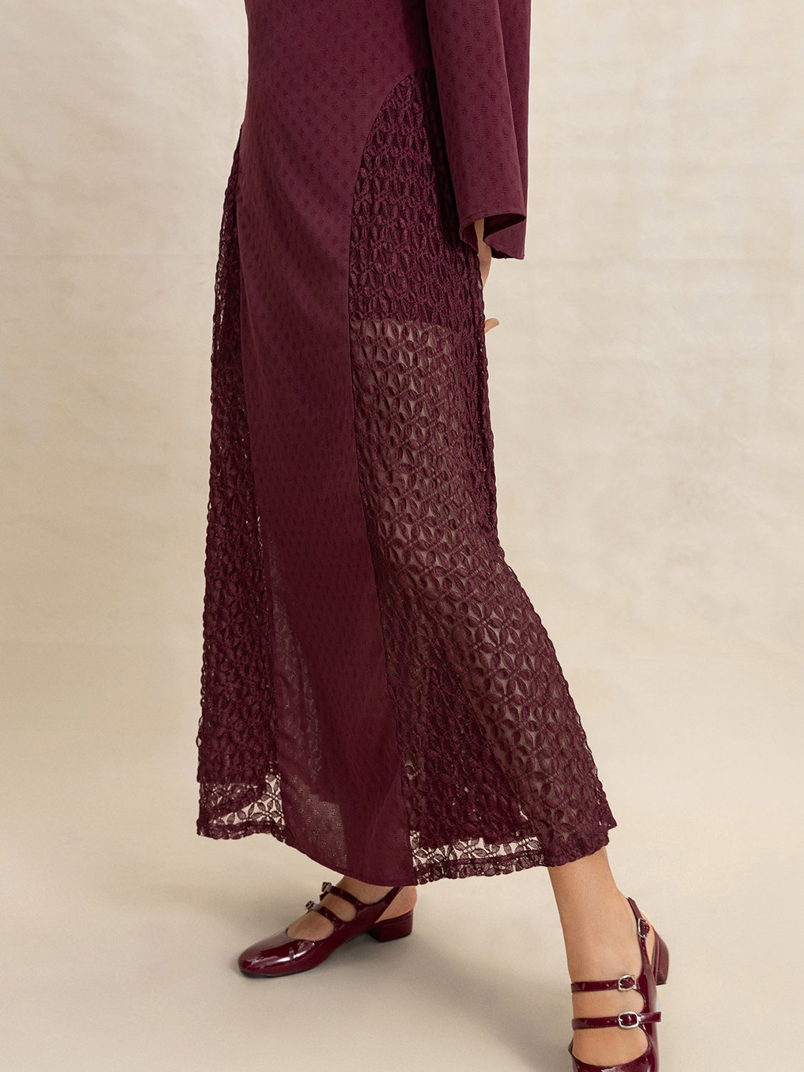 Lace Patchwork V-Neck Long Sleeve Midi Dress