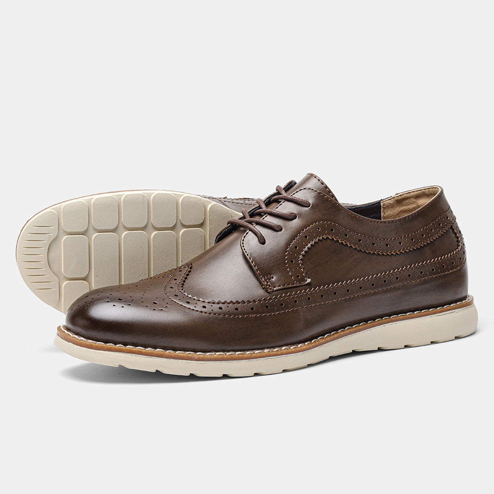 Wingtip brogue shoes, Brown, side
