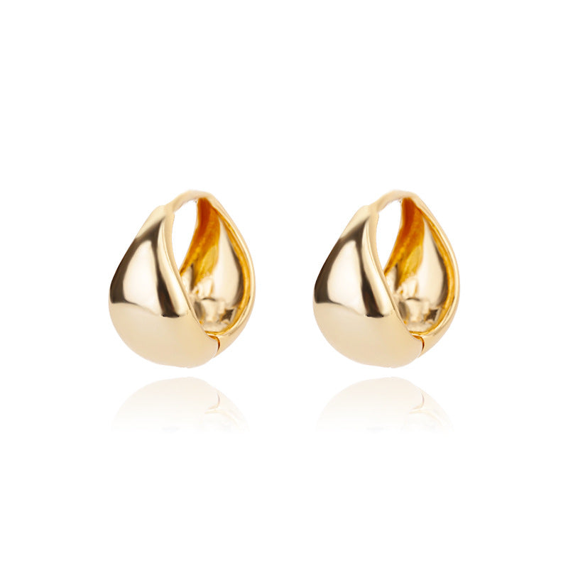Pavé gold hoop earrings