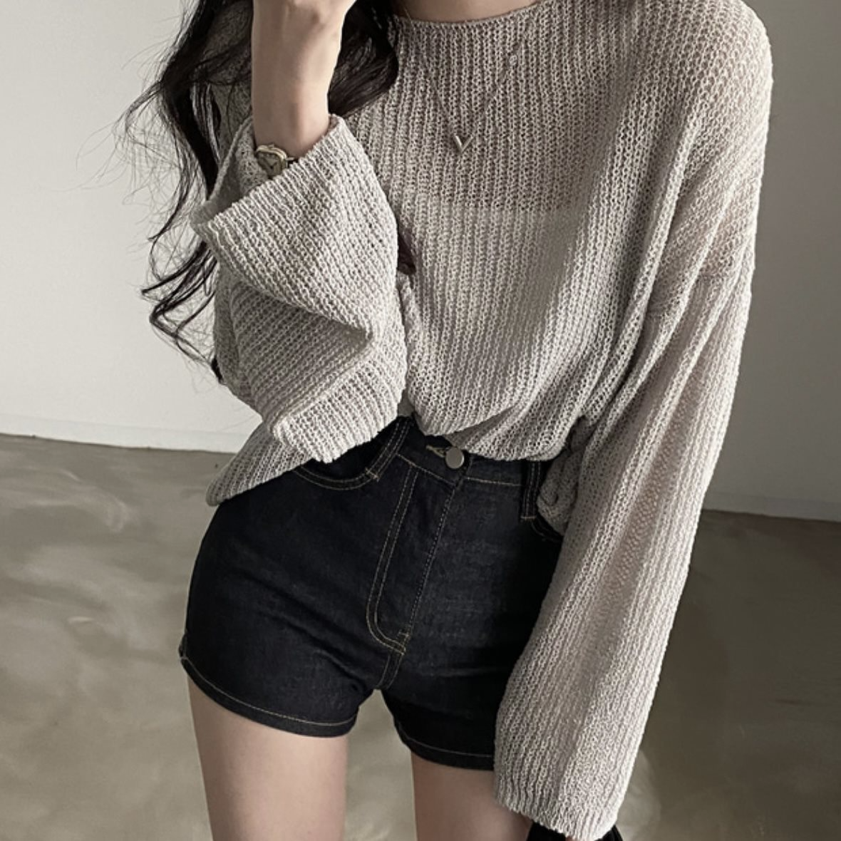 One-size knit sweater
