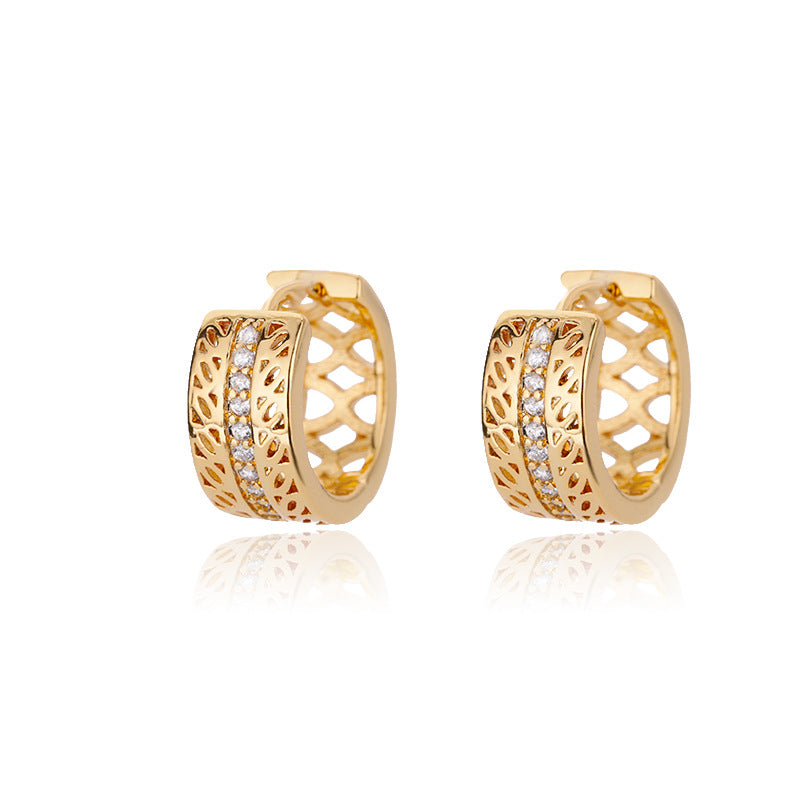 Pavé gold hoop earrings