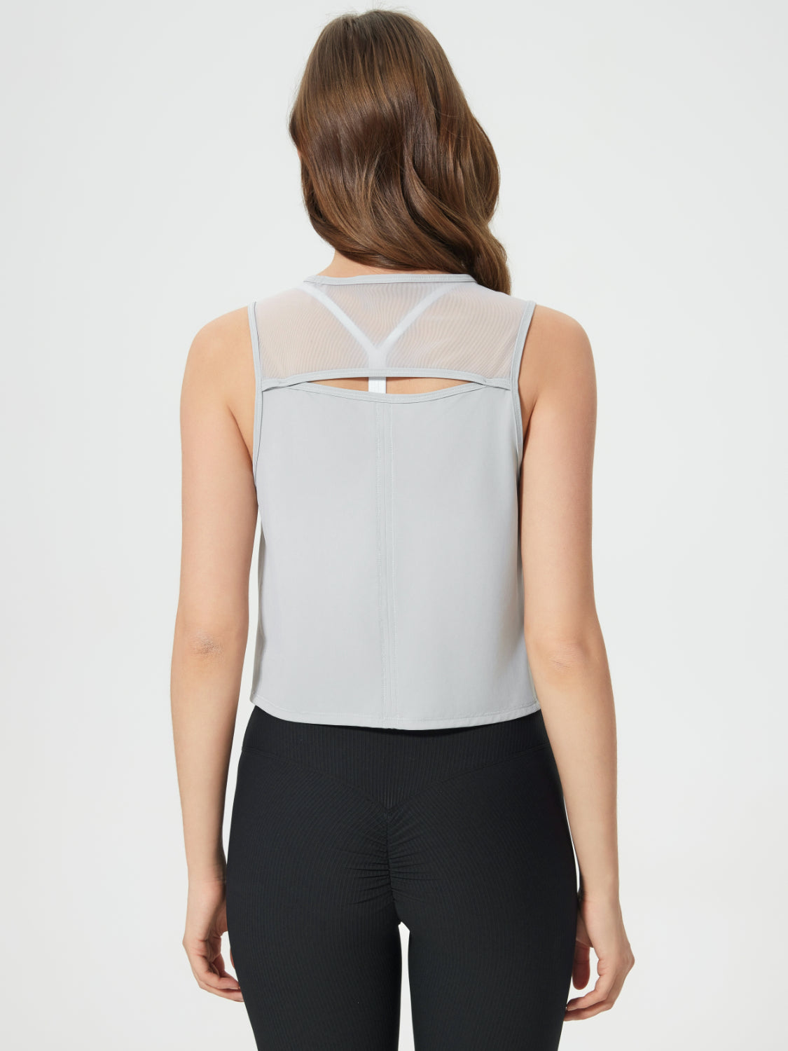 Round neck cropped active tank