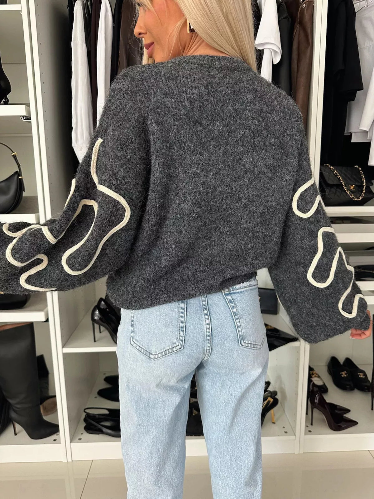 Abstract pattern oversized round neck sweater