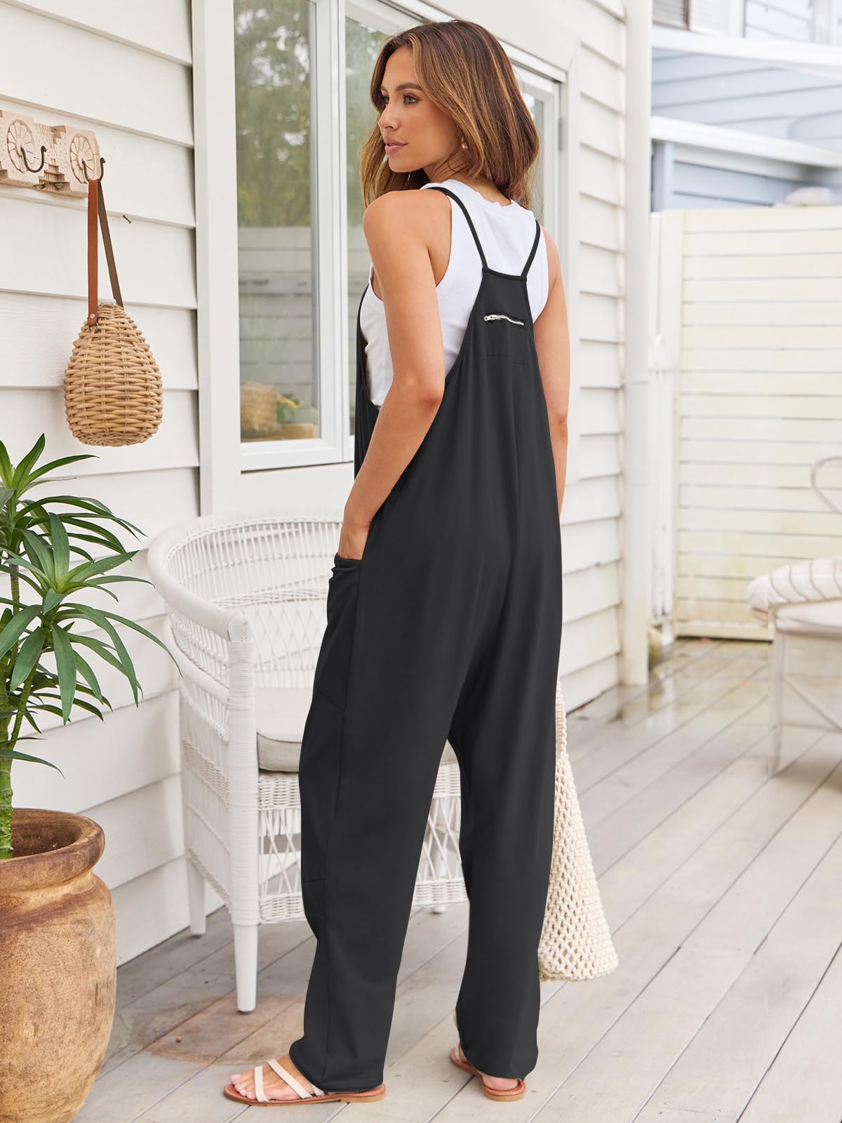 V neck spaghetti strap jumpsuit
