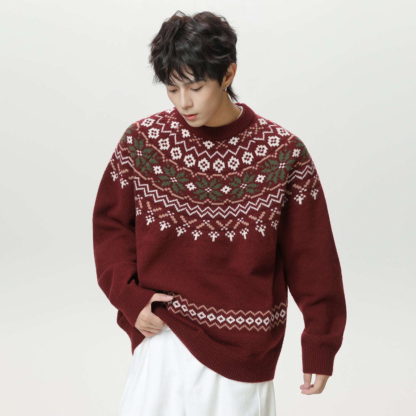 Ethnic style round neck sweater for men