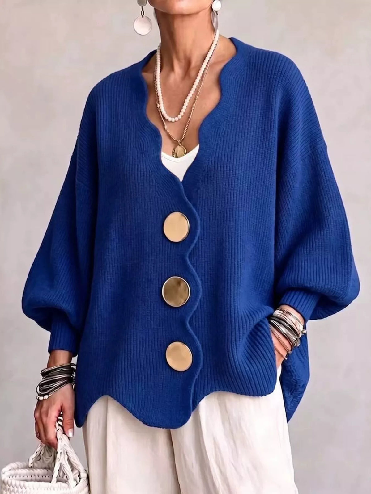 Scalloped-edge oversized button-down cardigan, Blue