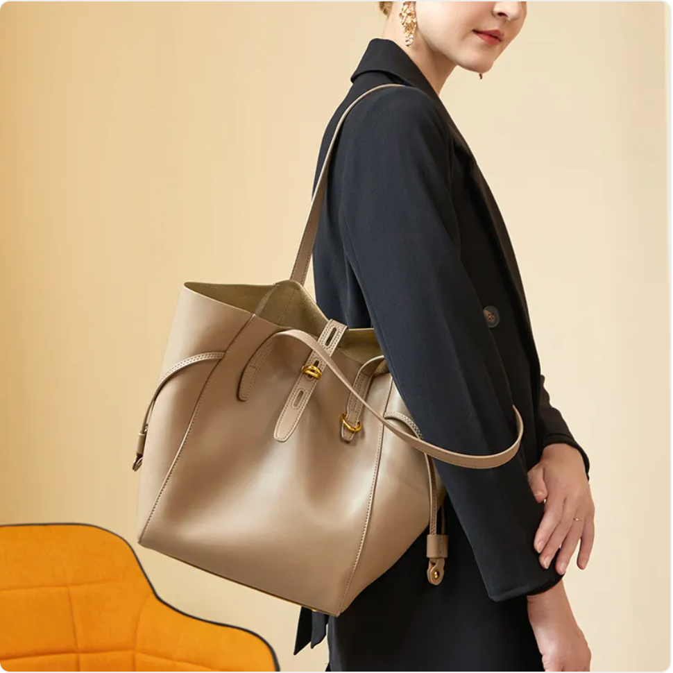 Side strap leather tote, Taupe, on the shoulder