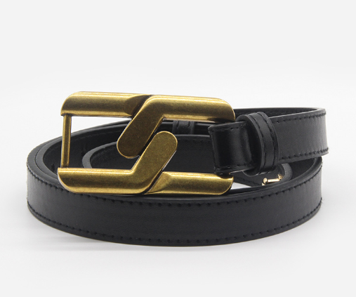Gold link-buckle belt