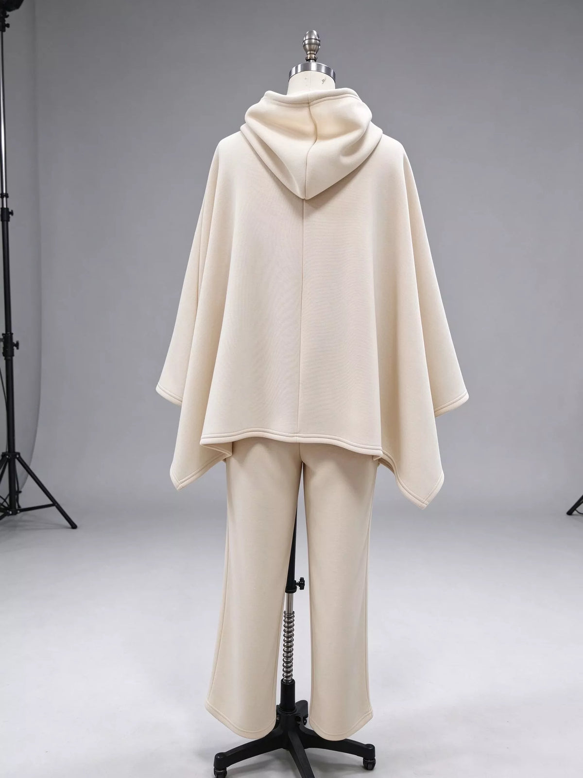 Hooded poncho and pants set