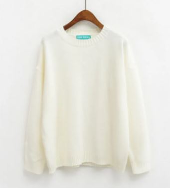 Relaxed pullover sweater