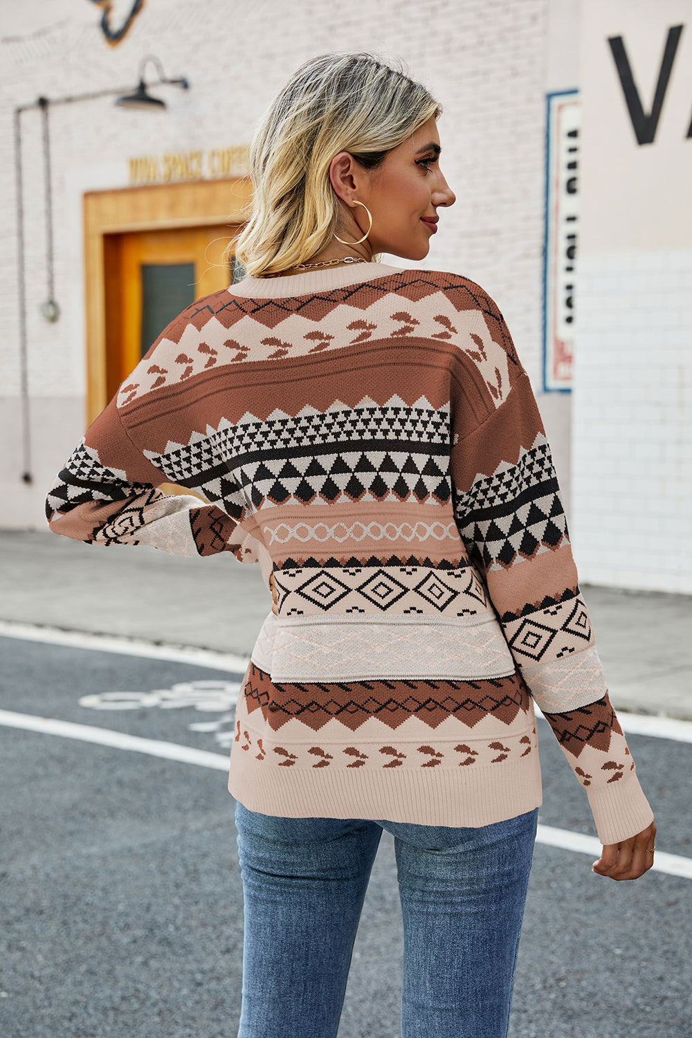 Round neck drop shoulder sweater