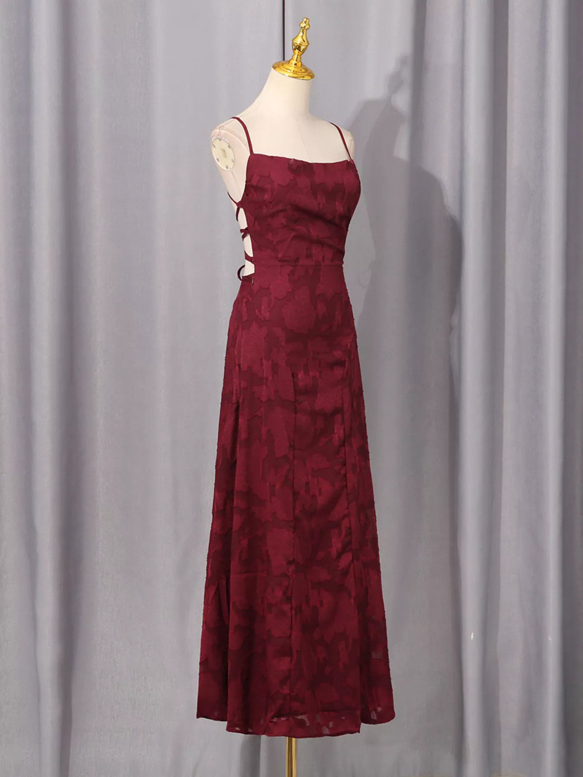Lace spaghetti strap maxi dress