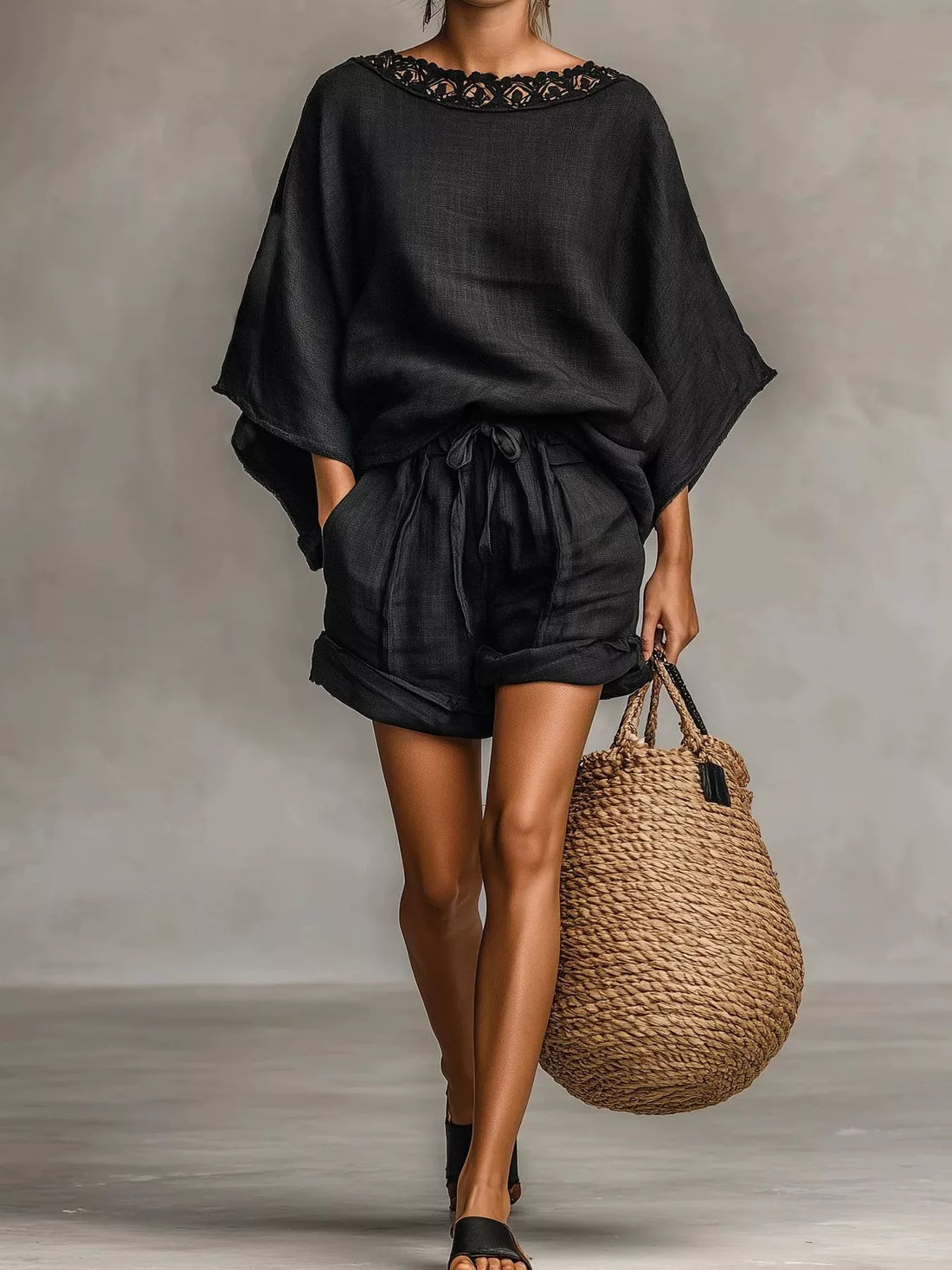 Lace-trim top and shorts set – black