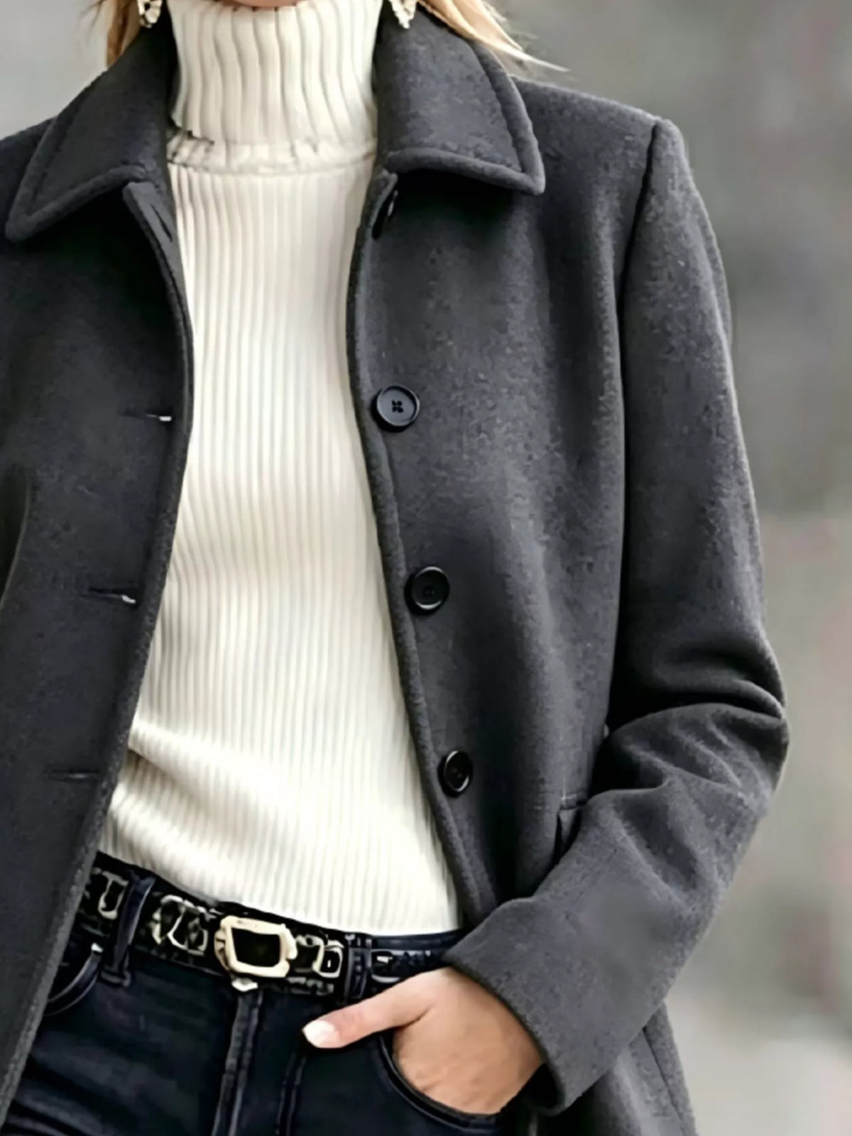Collared button coat