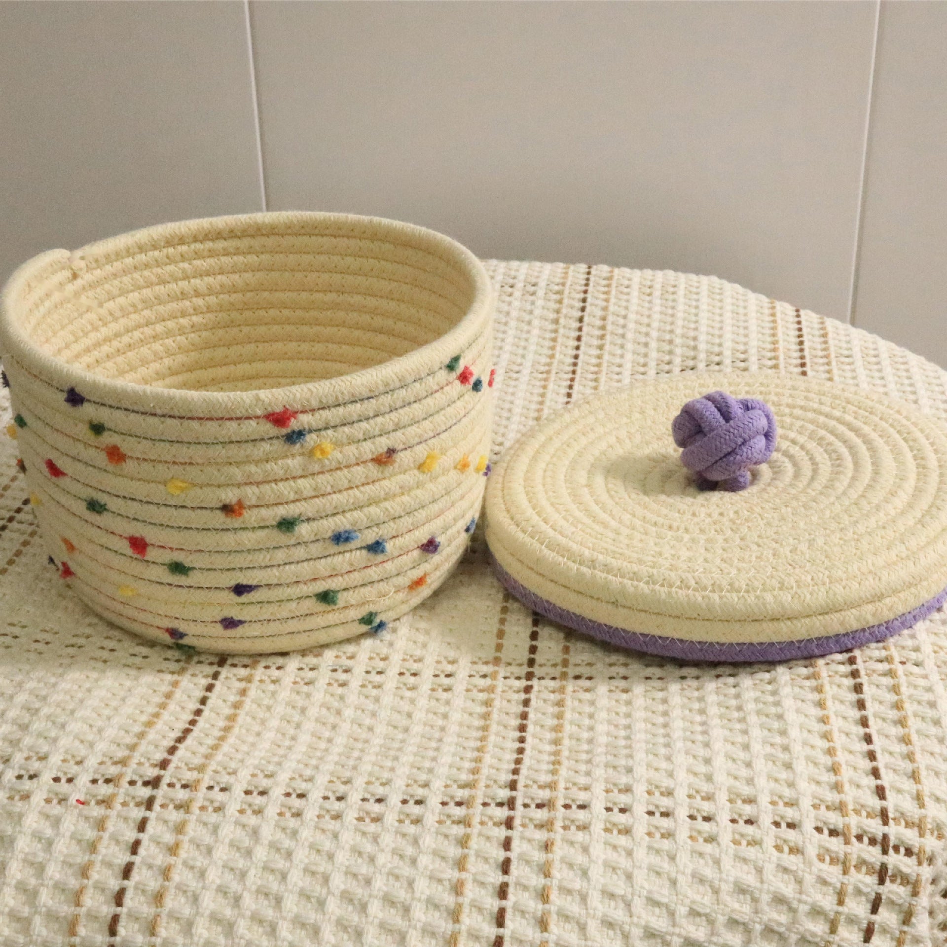 Creative desktop cosmetics storage woven basket