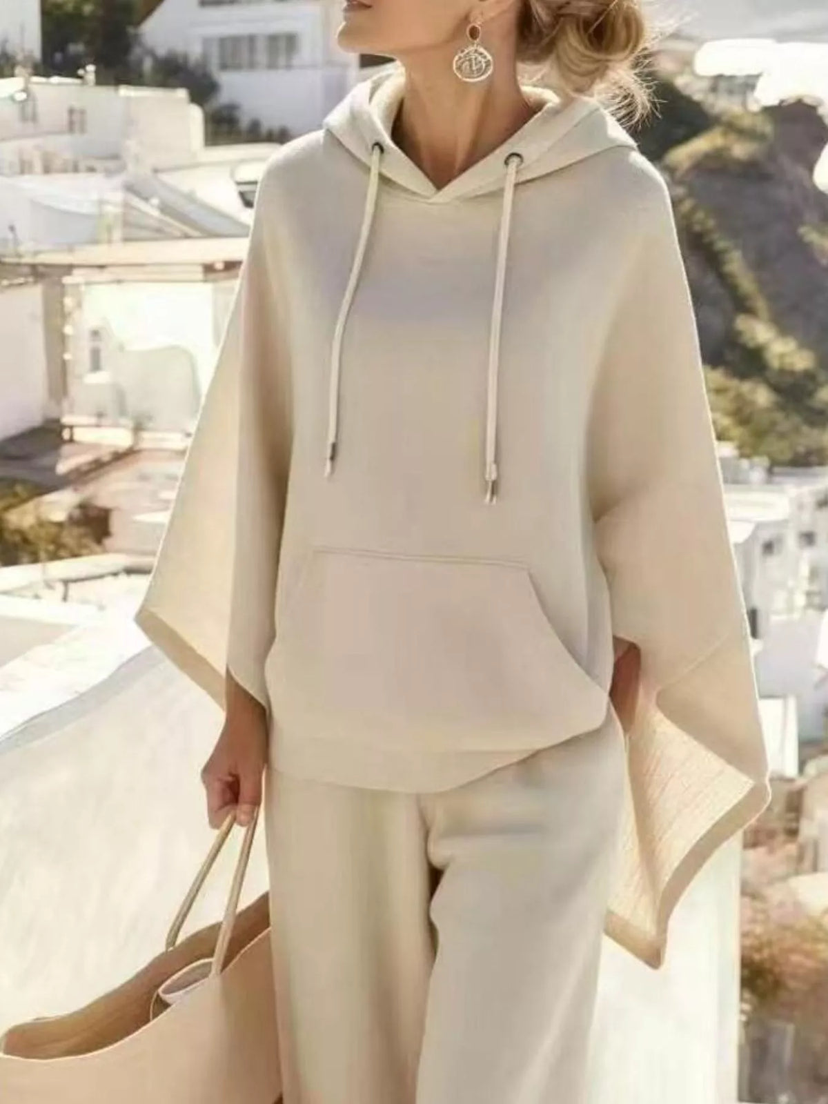 Hooded poncho and pants set